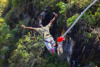 Bungee,Jumping