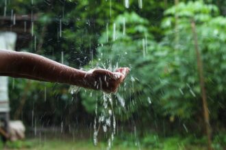 water allergy